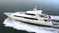 CRYSTAL LADY Underway